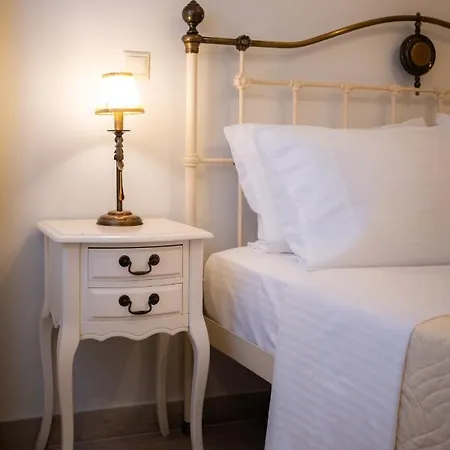 Maria & Philip's Garitsa Hideaway * Korfu