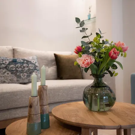 Maria & Philip's Garitsa Hideaway 公寓
