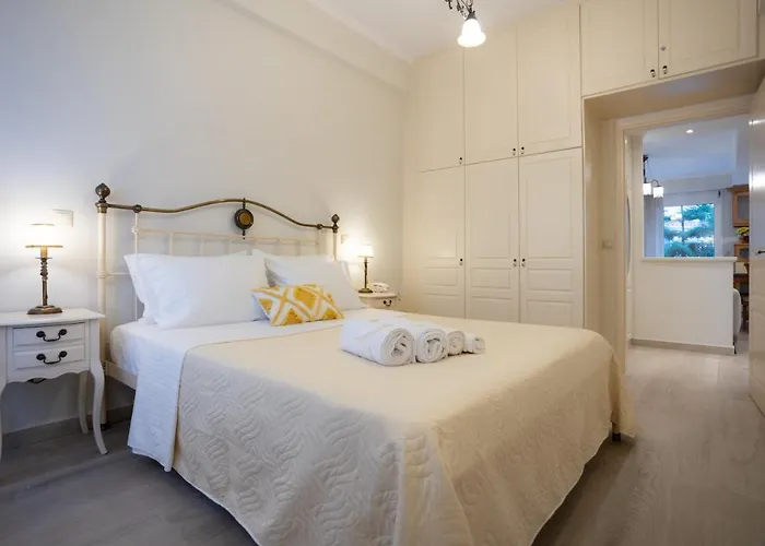 Maria & Philip's Garitsa Hideaway * Corfu (city)