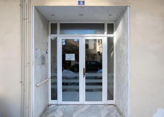 Maria & Philip's Garitsa Hideaway Corfu (city)