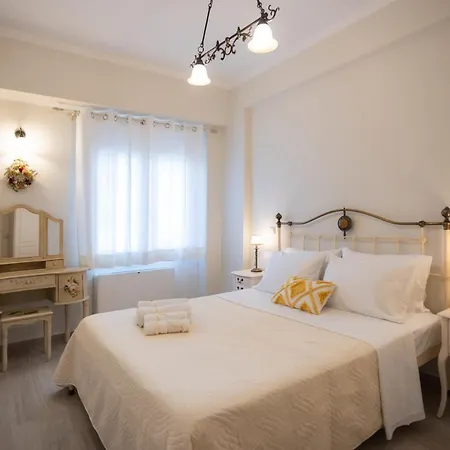 Maria & Philip's Garitsa Hideaway * Corfu (city)